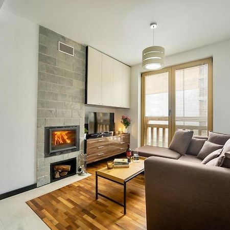 Secluded Mountain Cozy Studio With Fireplace Bansko Bagian luar foto